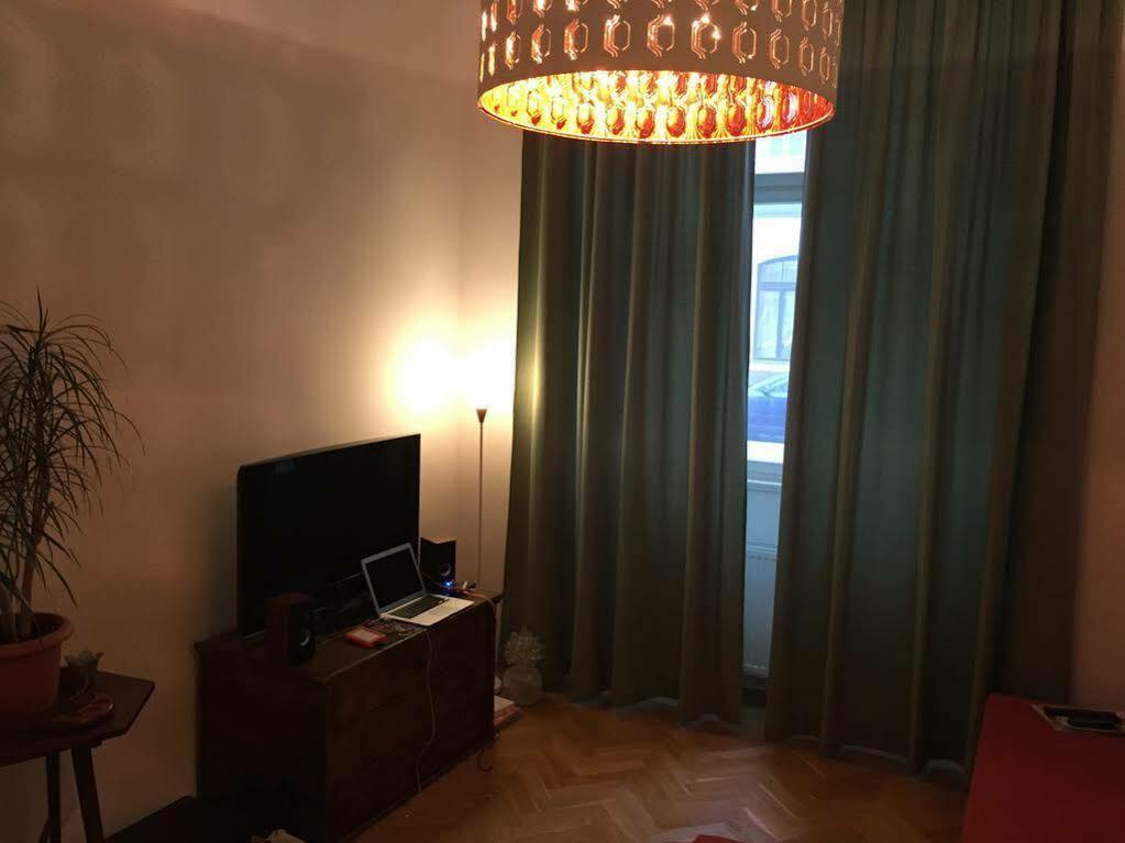 Victoria Design Stays - Apartment Slavojova Apartamento